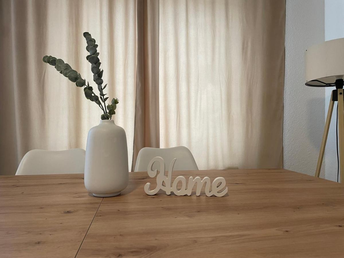 Lucky Stays Ls07 - Vollausstattung - Zentrum - Aufzug - Grosse Kueche - 2 Zimmer - Smart-Tv Maagdenburg Buitenkant foto